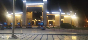 میدان امام