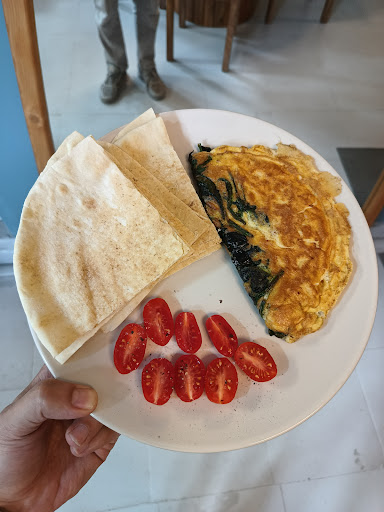 Ghaaf Cafe Gallery • کافه گالری قاف