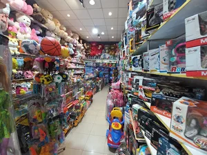 فروشگاه اسباب بازی و عروسک هانی