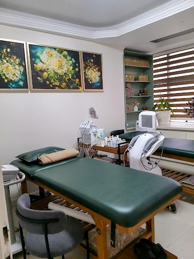دلاژین کلینیک زیبایی، لاغری و ماساژ