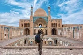 مسجد آقا بزرگ کاشان | دیدنی های کاشان | علاءالدین تراول