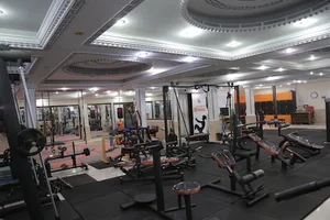 باشگاه بدنسازی و ای ام اس روشان