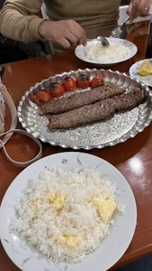 غذا خوری امین