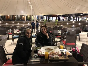 مجموعه رستوران و فودکورت ملک پارک