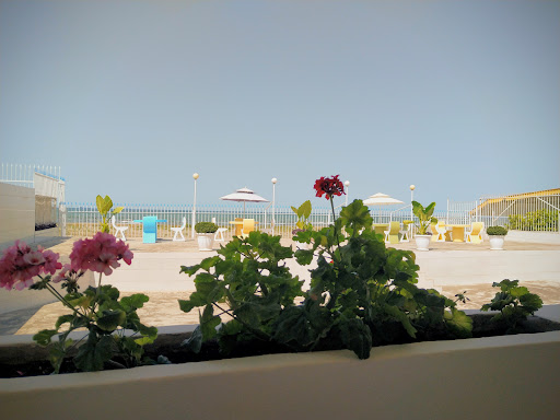 اقامتگاه کامبیز