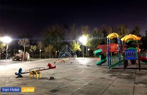 بانوی زیبا