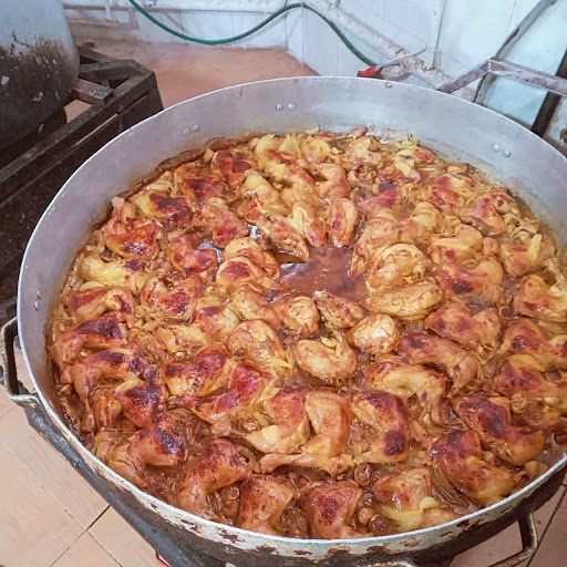 آشپزخانه رستوران سروقد