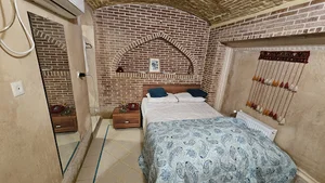 اقامتگاه سنتی ماه منیر