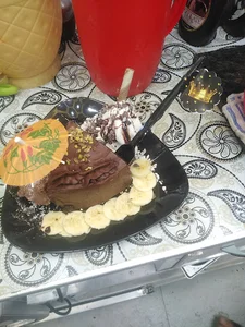 بستنی شاد