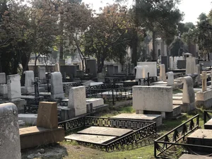 آرامستان شهر ابش احمد