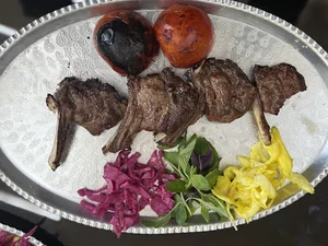 کافه رستوران ماهی بازان