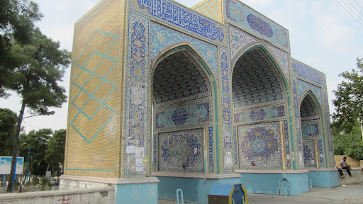 دروازه ورودی جنوبی امامزاده عبدالله