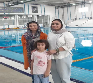 آموزش شنای کودک و بانوان اصفهان