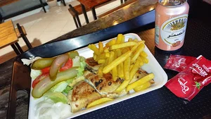 Lobnani food land