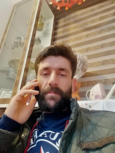 Umut Evim