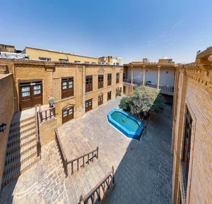 خانه تاریخی قنبری (خانه صنایع دستی)