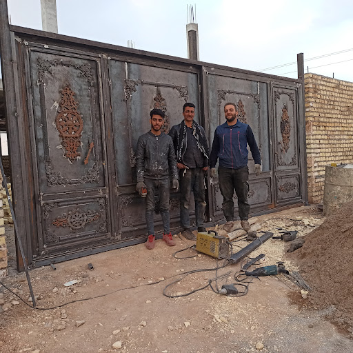 جوشکاری و درب و پنجره سازی محمد