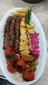 رستوران مهر و ماه