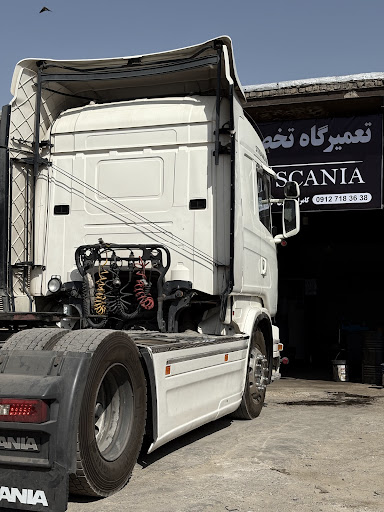 تعمیرگاه آقای اسکانیا کامران جعفری