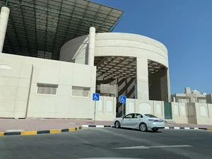 مدرسة دلمون المتوسطة للبنات