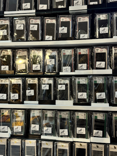 مجموعه تخصصی آنالش استورANA LASH STORE