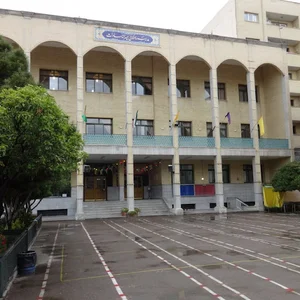 دبیرستان دوره دوم متوسطه سادات