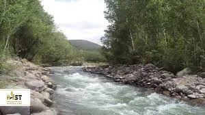 رودخانه آب لت