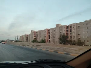 مجتمع آپارتمانی درخت سبز