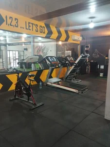 باشگاه بدنسازی آپادانا 2