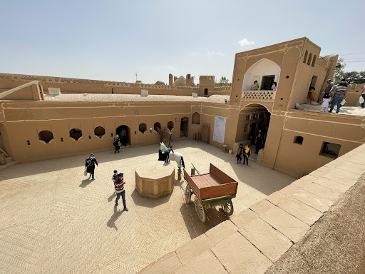 چاپارخانه میبد