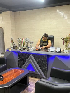 باشگاه بدنسازی مکس پاور....ایار