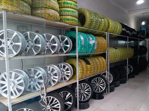 فروشگاه لاستیک و رینگ مدرن اقلید