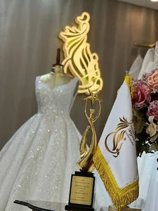 مزون عروس ونوس