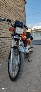 لوازم یدکی موتور سیکلت اکرمی
