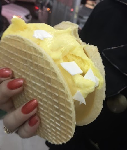 Ice cream (بستنی سنتی) (احمد)