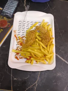 فست فود باتو