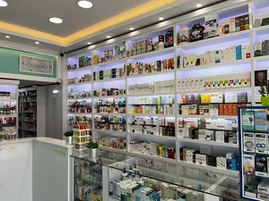 داروخانه دکتر عقیقی دکتر حاضری