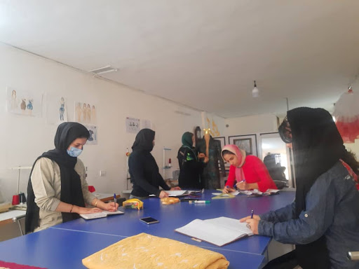 آموزشگاه خیاطی اندیشه مهنا