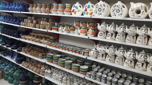 شهرک صنایع دستی میبد traditional market