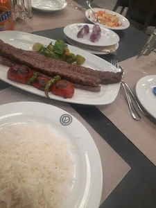 چلوکبابی ولی عصر