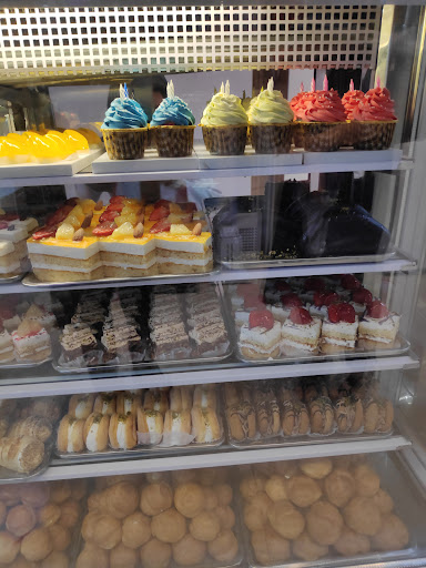 شیرینی ناب مرکزی