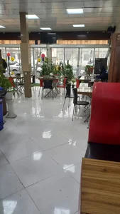 پیتزا عمو مجید 4