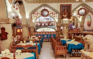 رستوران و سفره خانه مانلی