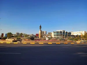 میدان امام قلی خان