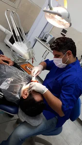 دندانپزشکی دکتر احمد سیفی