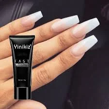 خدمات ناخن با تخفیف فاطمه