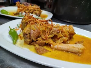 کلبه گیلانی خاله شیرین 4