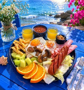 صبحانه کده ابرک