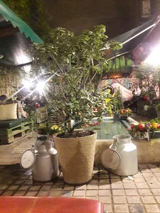 كافه گالری چهار