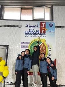 مربی شنا شیرزادی